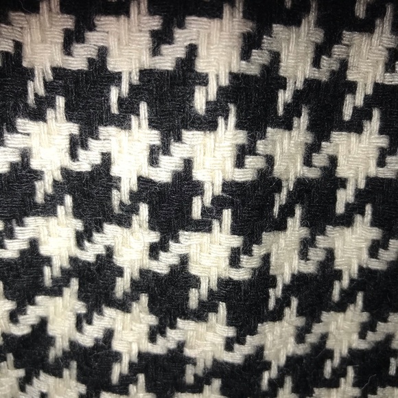 Lilly Pulitzer wool blend houndstooth mini - Picture 5 of 10
